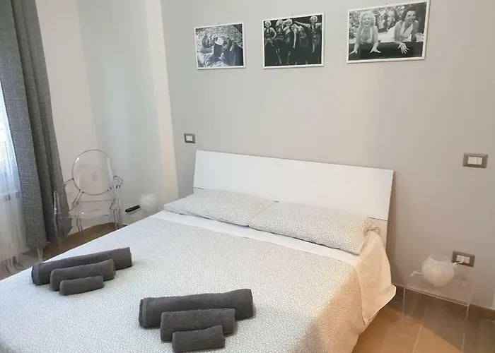 Casa Grimaldi Pensión Roma