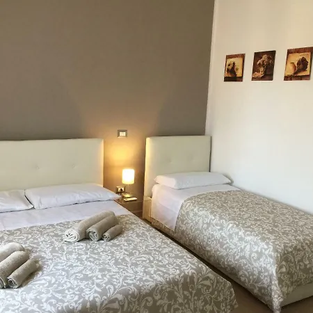Konukevi Casa Grimaldi 3*